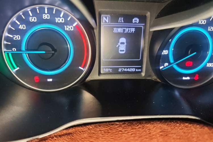 Used CHANGAN Eado New Energy 2022 EV460 Smart Ride-Hailing Edition – Lithium Iron Phosphate Odometer Close Up