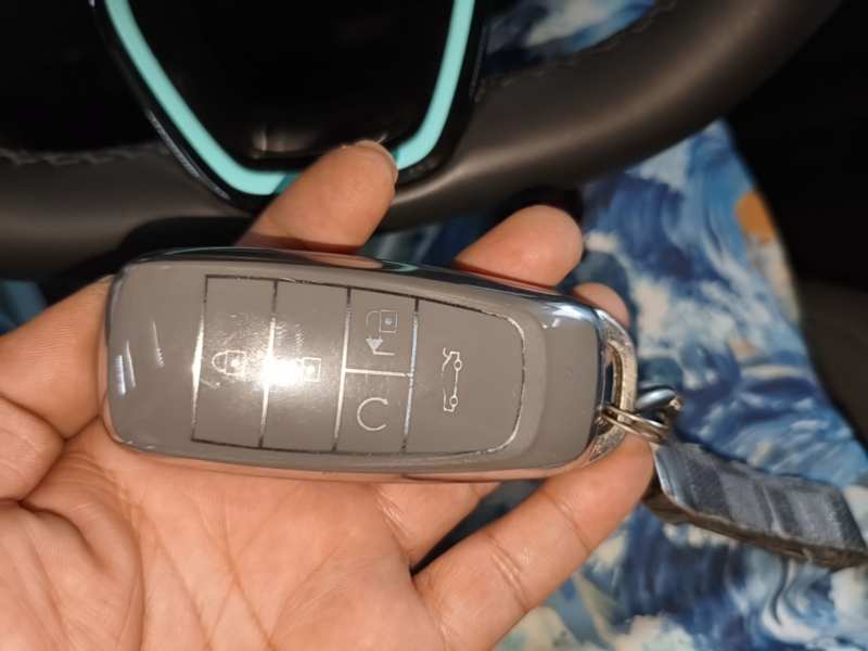 Used AION Y 2023 Younger — 8