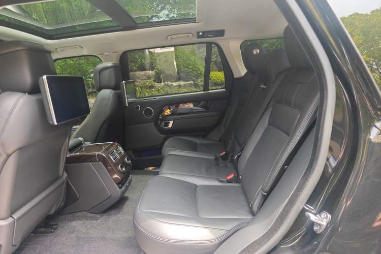 Used Land Rover Range 2020 3.0 L6 Long-Wheelbase Legacy