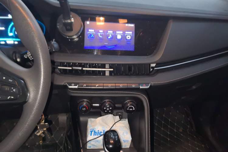 Used Changan CS15 2021 1.5L Automatic Entry-Level Trim