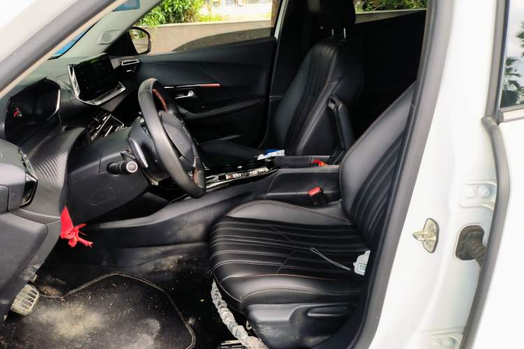 Used Peugeot 2008 2022 230THP THE ONE Left Front Seat