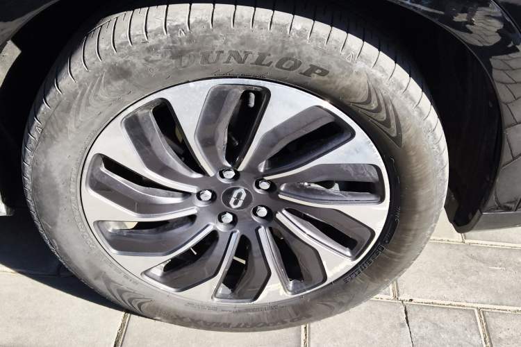 Used Hima AITO M7 2024 1.5T Rear-Drive Plus Version 5 Seats
