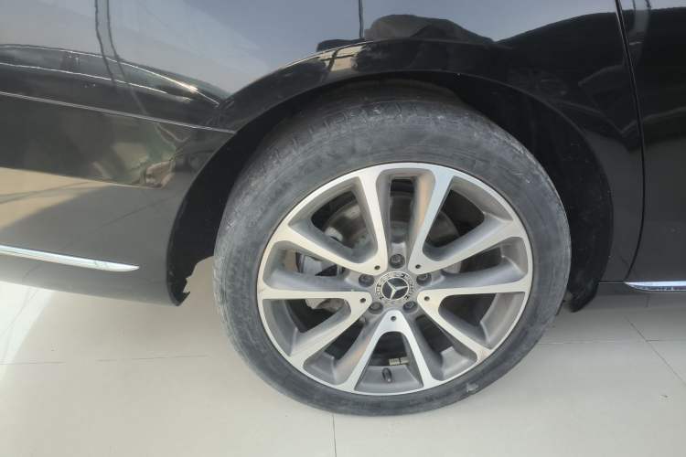 Used Mercedes-Benz E-Class 2019 E 200 L