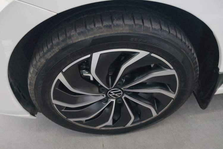 Used Volkswagen Golf 2023 Facelift 280TSI DSG Pro
