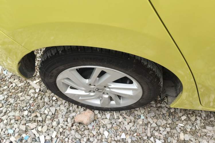 Used Honda Fit 2014 1.5L SE CVT Fashion Model Exterior 5