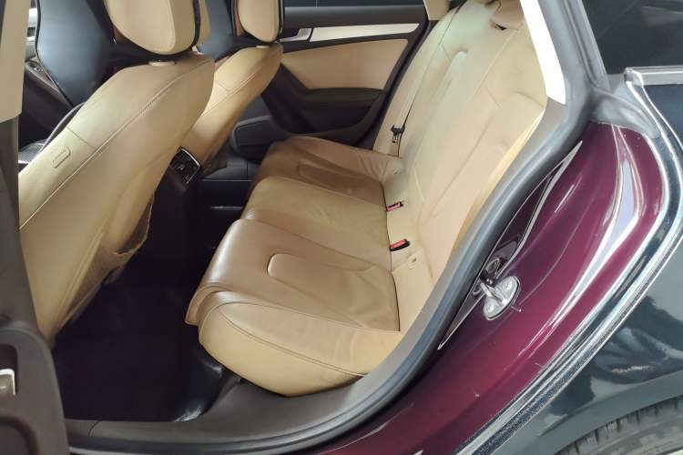 Used Audi A5 2012 2.0TFSI Sportback Left Rear Seat