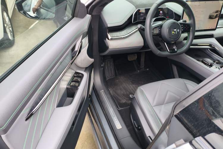 Used Zeekr 001 2022 Ultra-Long Range Single-Motor WE Version Driver Seat