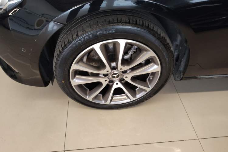 Used Mercedes-Benz E-Class 2020 Facelift E 260 L