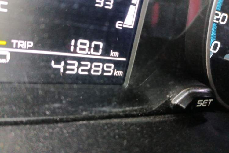 Used Geely Auto Emgrand 2021 UP 1.5L CVT Comfort Model Odometer Close Up