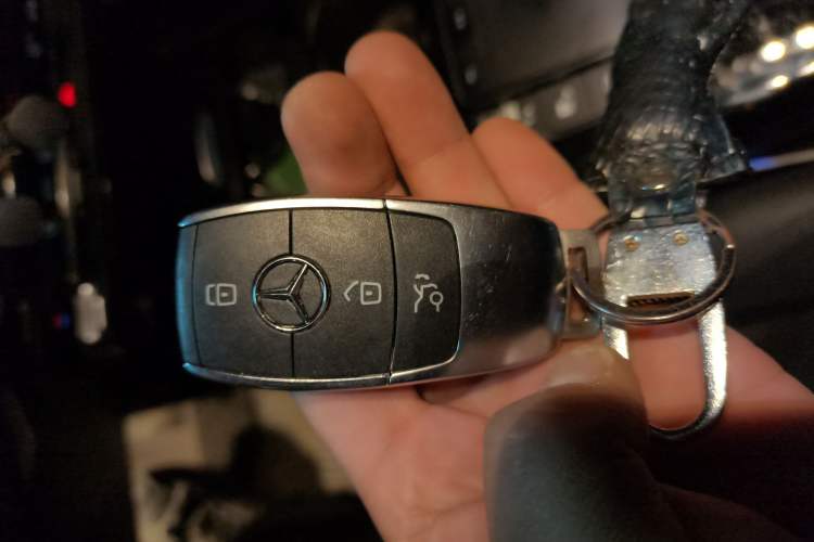 Used Mercedes-Benz A-Class 2022 Second Facelift A 200 L Sport Sedan Fashion Version Vehicle Key