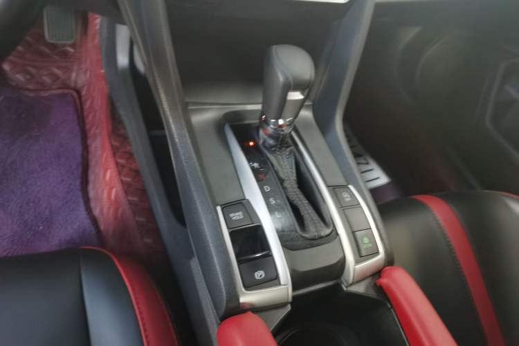 Used Honda Civic 2016 180TURBO CVT Comfort Version
