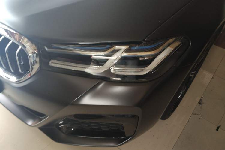 Used BMW 5 Series 2022 Restyled 540i Luxury Edition M Sport Package Left Front Headlight