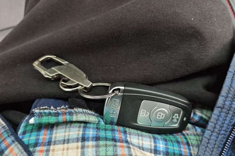 Used Haval H6 2015 Revised Version Sport Edition 1.5T Manual Transmission Two-Wheel Drive Elite Grade
