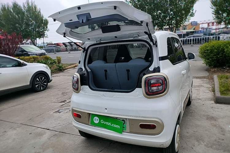 Used Bestune Pony 2025 222km Range Lingxi Horse Trunk