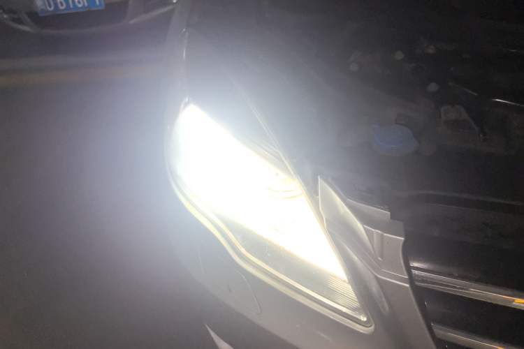 Used Mercedes-Benz R-Class 2010 R 300 L Business Model