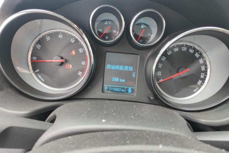 Used Buick Regal 2015 1.6T Fashion Tech Model
