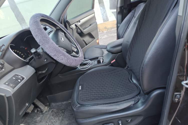 Used Kia Sorento 2013 2.4L 5-Seater Gasoline Luxury Version China IV Standard
