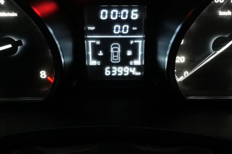 Used Zotye T600 2015 Family Edition 2.0T Manual Luxury Version
