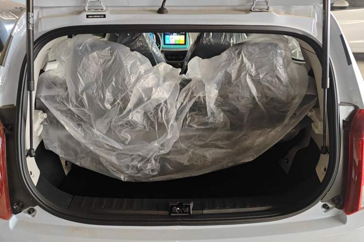 Used JMEV Xiao Qilin 2026 Model PLUS+ Comfort Version