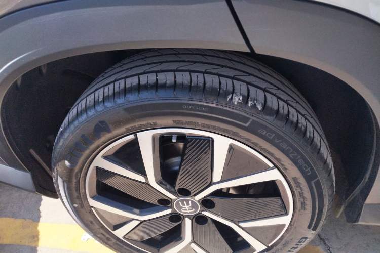 Used BYD Song L DM-i 2025 Intelligent Driving Version 160 km Excellence Edition
