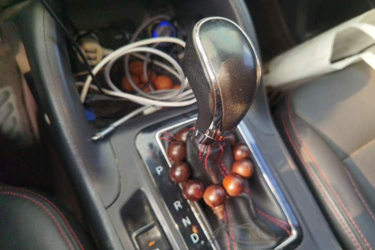 Used Changan CS75 2014 1.8T Automatic Elite Version China V Standard