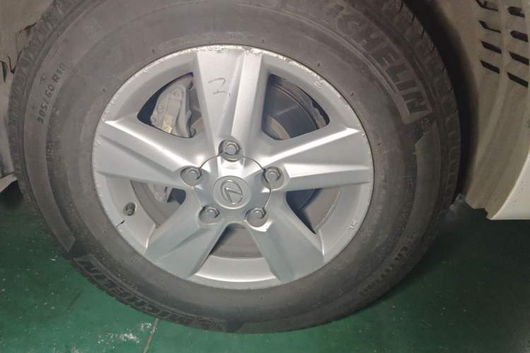 Used Lexus LX 2012 570
