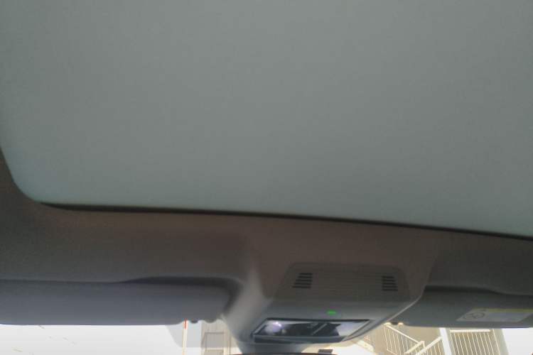 Used Volkswagen ID.6 CROZZ 2022 Long-Range PRO Edition
