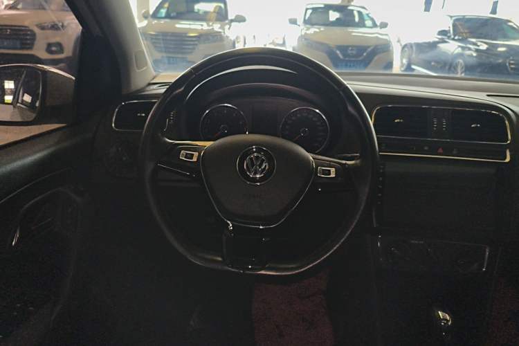Used Volkswagen Polo 2018 1.5L Automatic Enjoyment Model Steering Wheel
