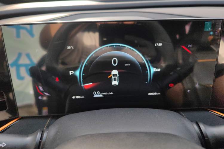 Used CHANGAN OSHAN X5 PLUS 2023 Revised 1.5T DCT Pioneer Edition
