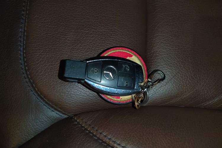 Used Mercedes-Benz M-Class 2012 ML 350 Sport Edition Vehicle Key