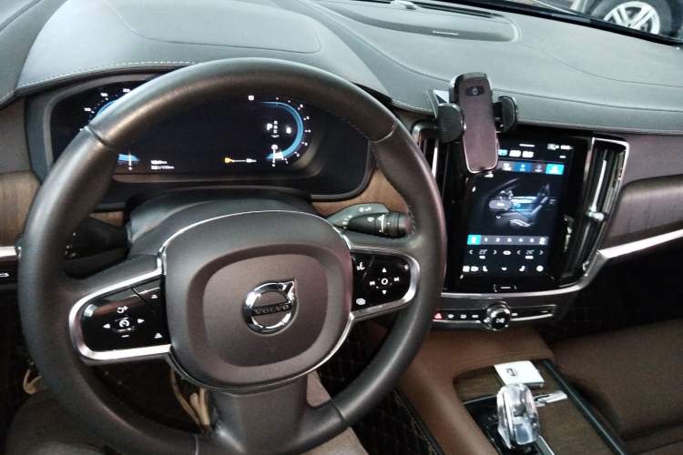 Used Volvo S90 2022 B5 Zhiyuan Luxury Edition