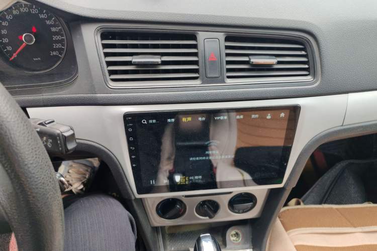 Used Volkswagen Lavida 2013 Revised Classic 1.6L Automatic Fashion Edition