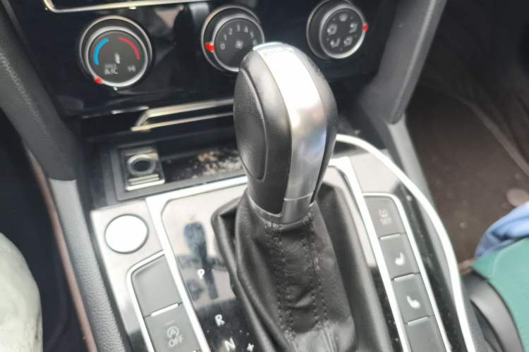 Used Volkswagen Magotan 2019 330TSI DSG Leading Model China VI Standard
