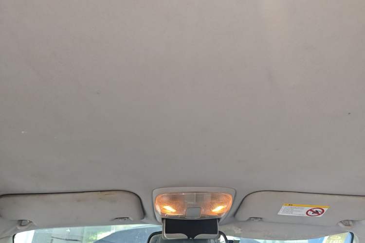 Used Haval H5 Classic 2012 ZhiZun Edition Green Silence 2.0T Automatic Two-Wheel Drive Comfortable Model