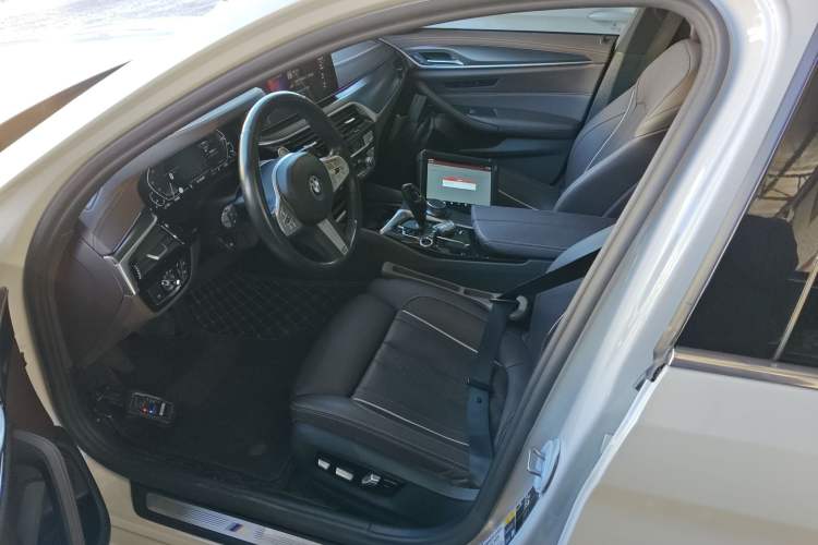 Used BMW 5 Series New Energy 2022 Revised Version 3 535Le Pioneer Edition M Sport Package
