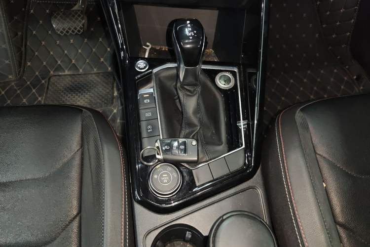 Used Volkswagen Tayron 2019 330TSI Four-Wheel Drive Luxury Version China V Standard