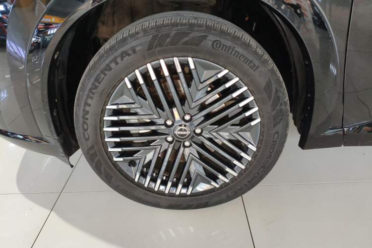 Used Nissan Pathfinder 2024 380 VC-TURBO Four-Wheel Drive Intelligent Driving Version 6 Seats Left Front Wheel Hub