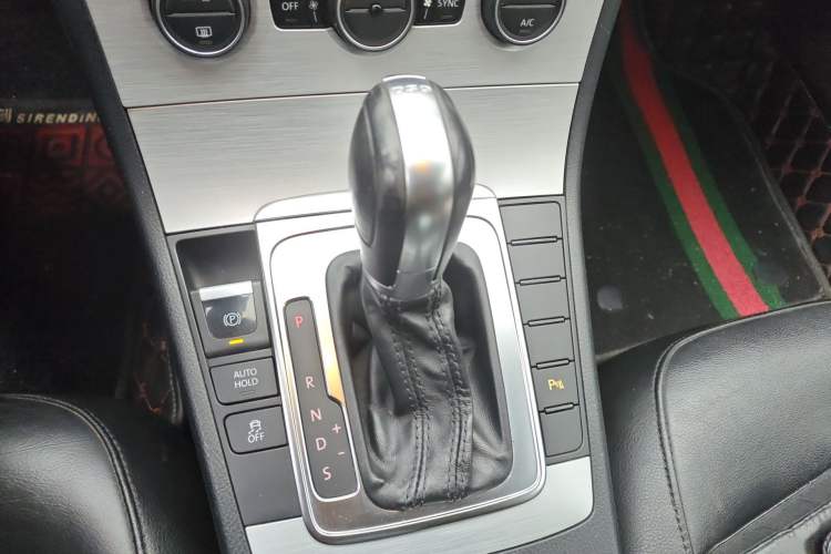 Used Volkswagen Magotan 2015 1.8TSI Advanced Model