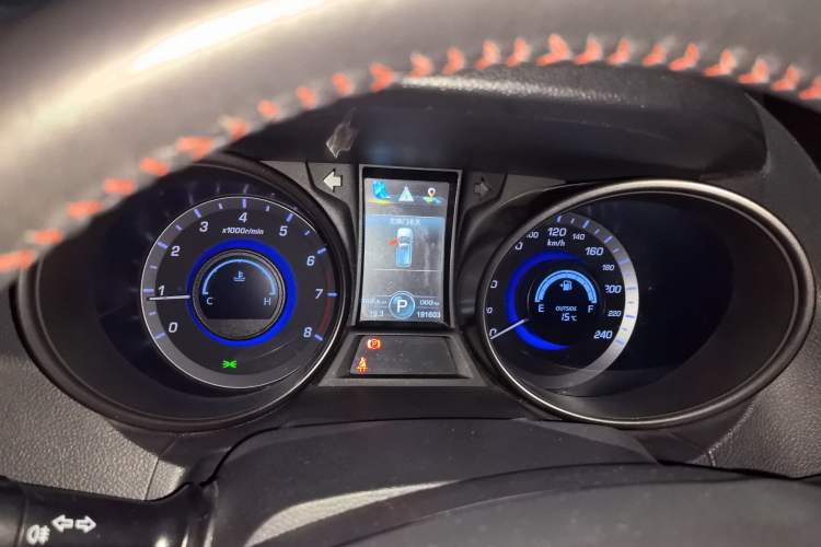 Used CHANGAN CS75 2014 1.8T Automatic Prestige Model China V Standard
