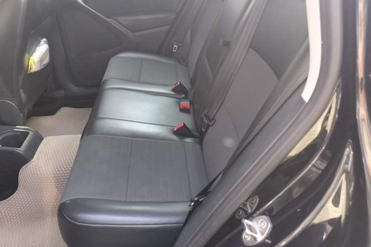 Used Volkswagen Tiguan L 2015 1.8TSI Automatic Two-Wheel Drive Trend Edition
