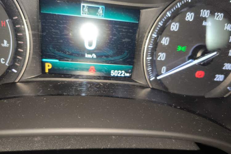 Used Buick GL6 2019 18T 6-Seater Connected Luxury Version China VI Standard
