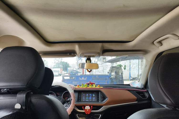 Used Zotye T300 2017 1.5T CVT Luxury Model
