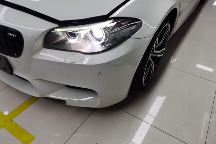 Used BMW 5 Series 2014 525Li Luxury Design Package
