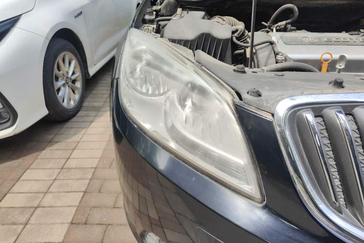 Used Buick GT 2011 GT 1.8L Automatic Fashion Edition Leather Model Right Front Headlight