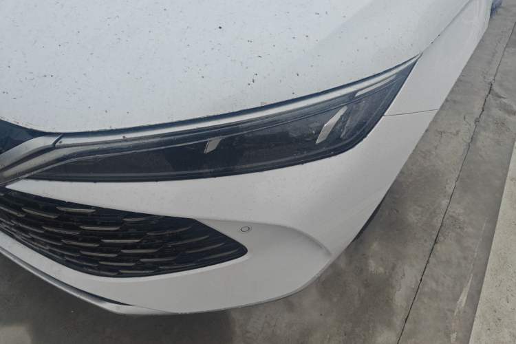 Used BYD Qin L 2025 DM-i Smart Drive 120KM Superior Model
