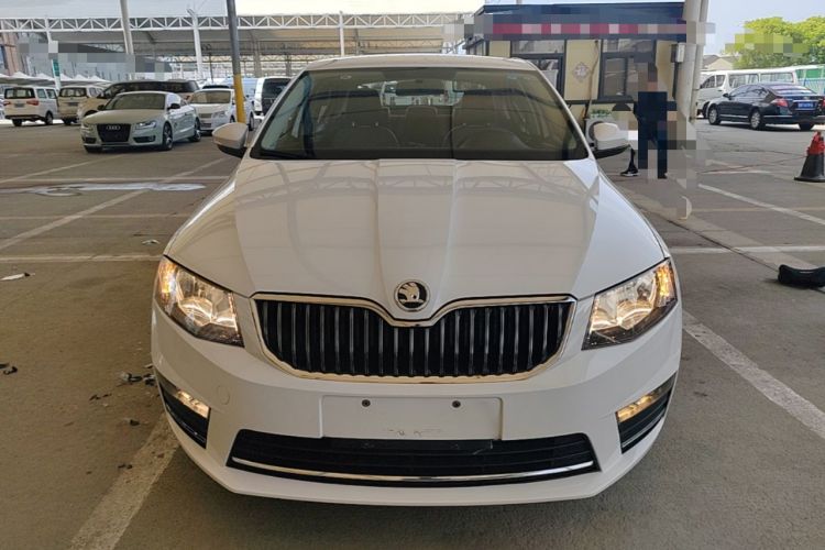 Used Skoda Octavia 2017 1.6L Automatic Chuanxing Edition Front