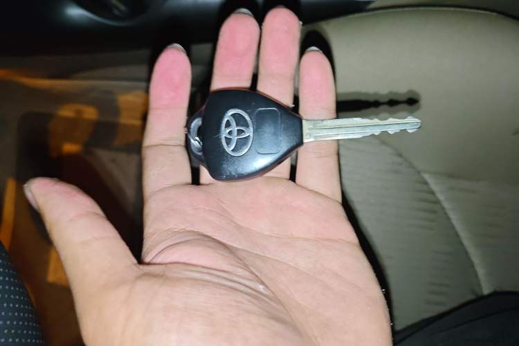 Used Toyota RAV4 2012 Luxurious Edition 2.0L Automatic All-Wheel Drive
