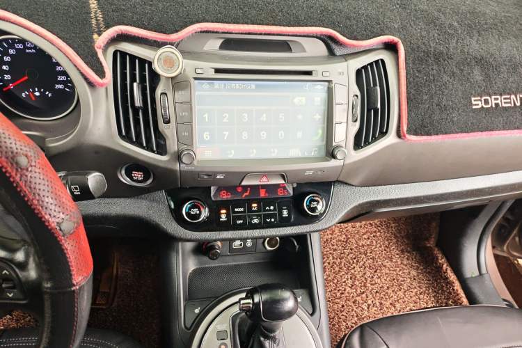 Used Kia Sportage R 2015 2.0L Automatic Two-Wheel Drive DLX Model
