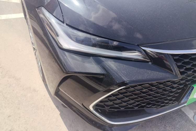 Used Toyota Avalon 2022 2.5L Luxury Edition Right Front Headlight