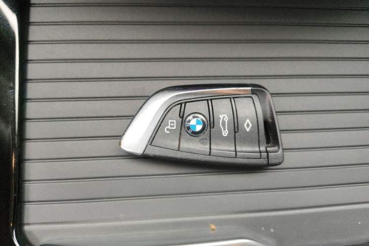 Used BMW iX3 2021 Leading Type Vehicle Key